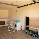 Orsa Sul Mare A Baja Sardinia فيلة