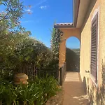 Orsa Sul Mare A Baja Sardinia فيلة Cala Bitta