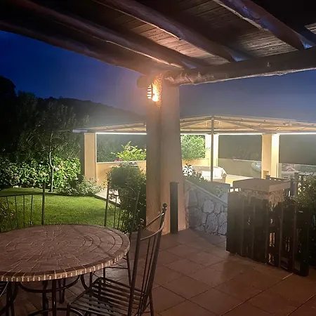 Orsa Sul Mare A Baja Sardinia 빌라 *