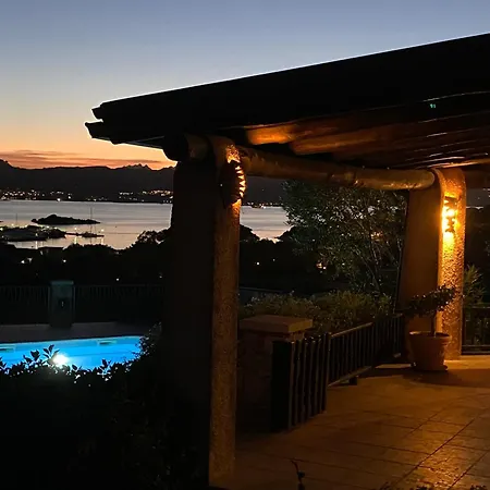 Orsa Sul Mare A Baja Sardinia 빌라 *