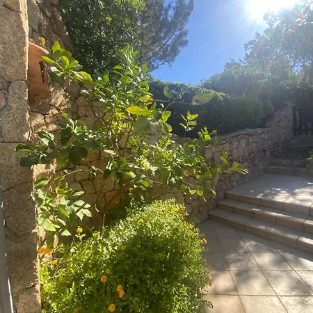 Orsa Sul Mare A Baja Sardinia 빌라